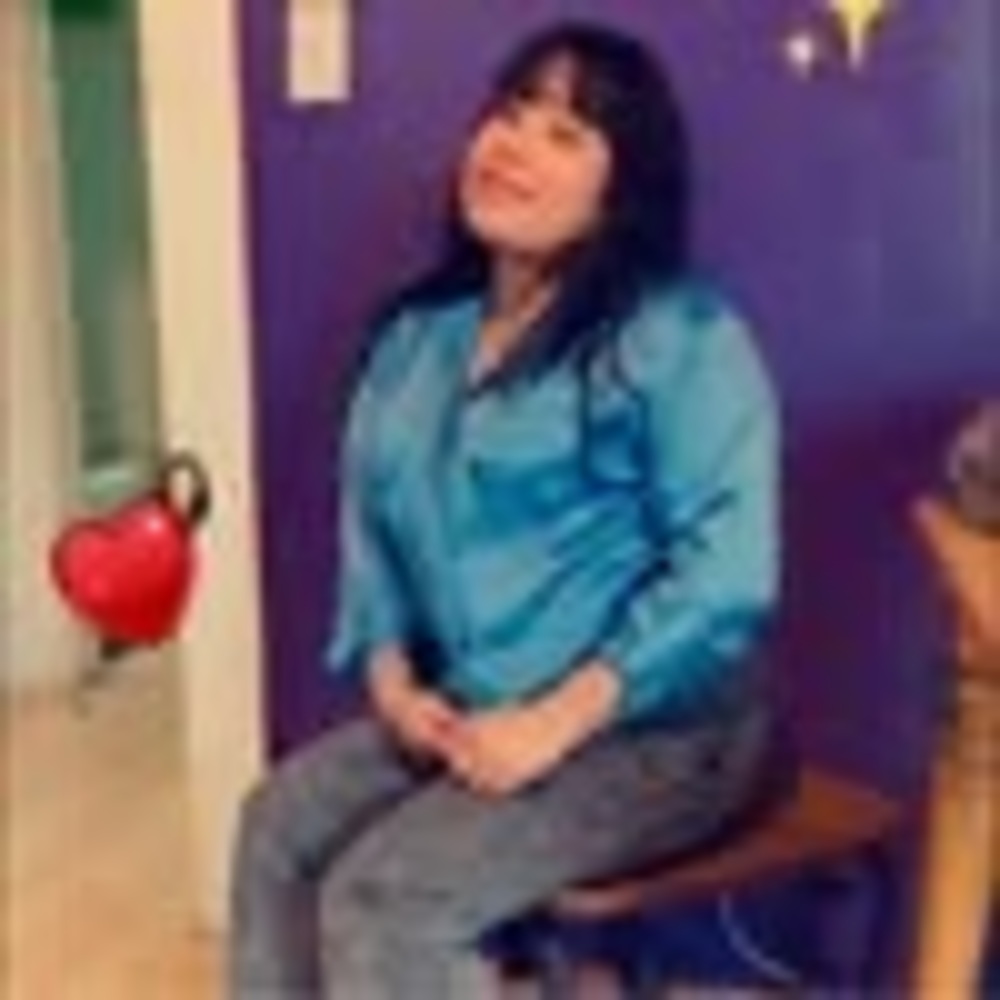 Meet your Posher, Maria tomasa